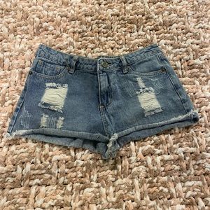 Jean shorts, never worn, in great condition!